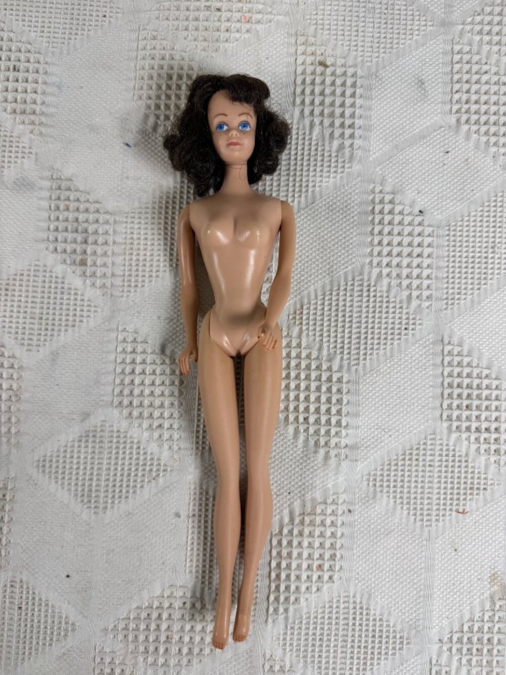 Vintage Midge Barbie Doll Brunette Hair Blue Eyes Freckles Collectible 1962